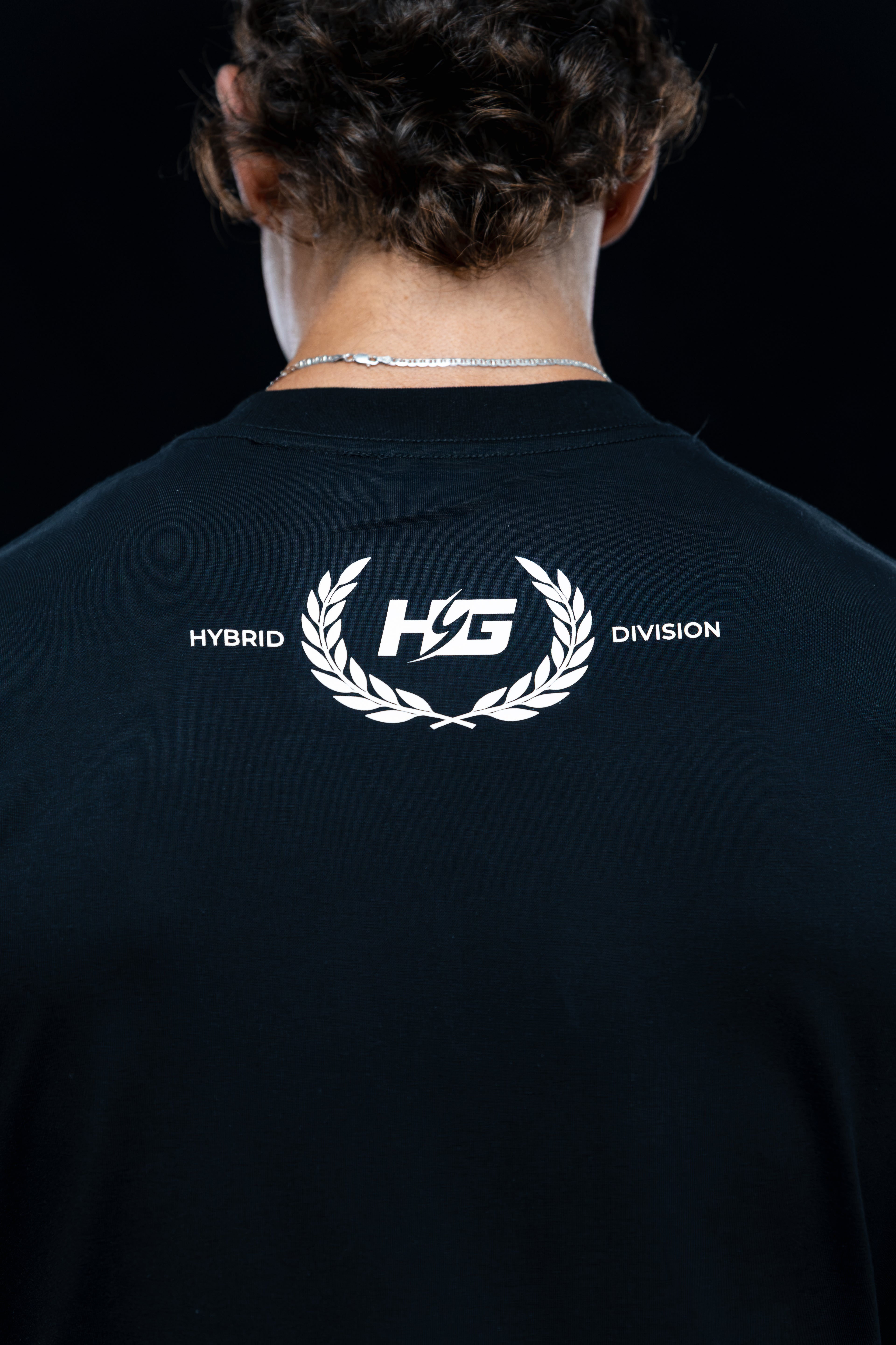 Oversize Motion HYBRID DIVISION - Black